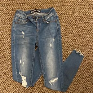 En Jean Distressed Medium Wash Jeggings